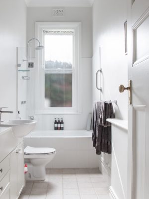 bathroom-2025-02-21-03-15-53-utc